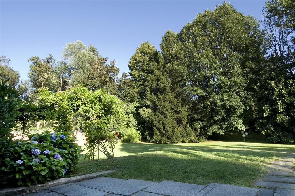 Bed&Garden Bed and Breakfast Cesate Eksteriør billede